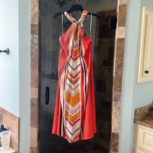 Banana Republic Factory Twist-Neck Midi Dress
Color: Red/ Orange Print Size L